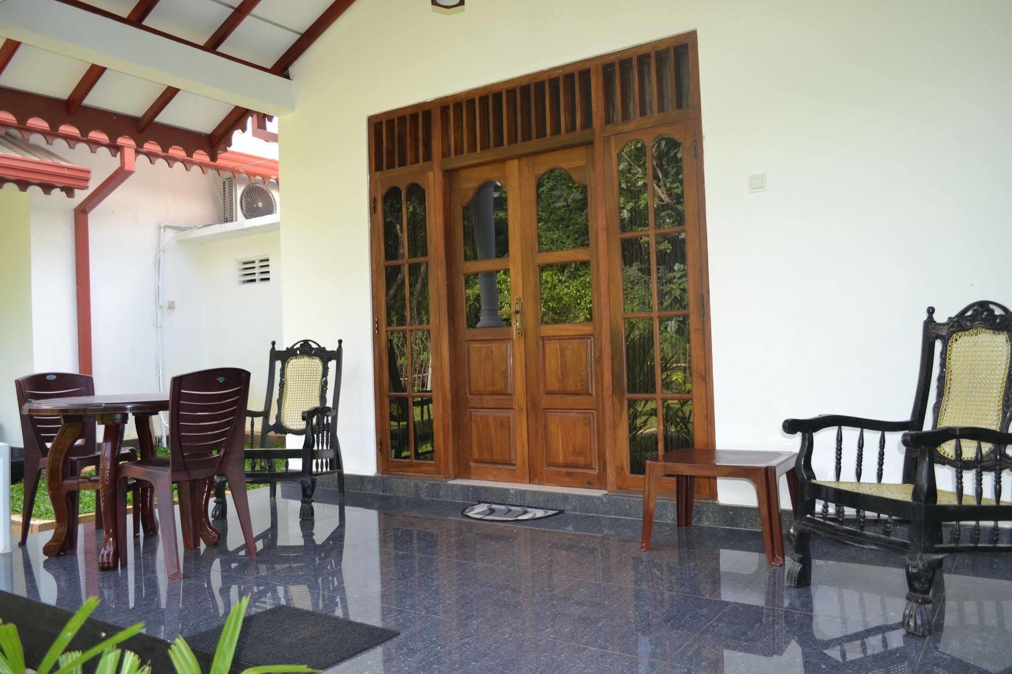 Sigiri Holiday Inn Inamaluwa Luaran gambar