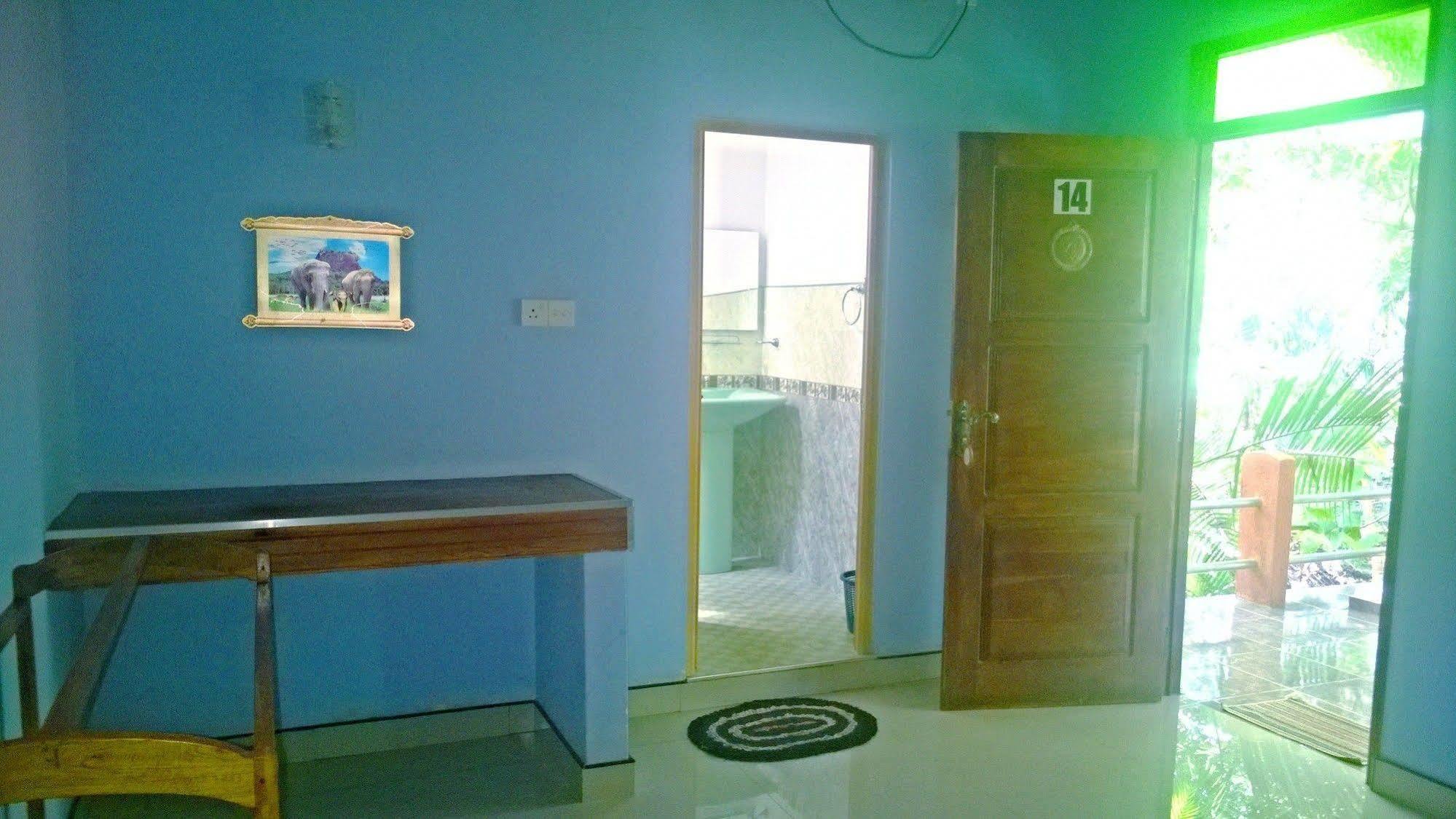 Sigiri Holiday Inn Inamaluwa Luaran gambar